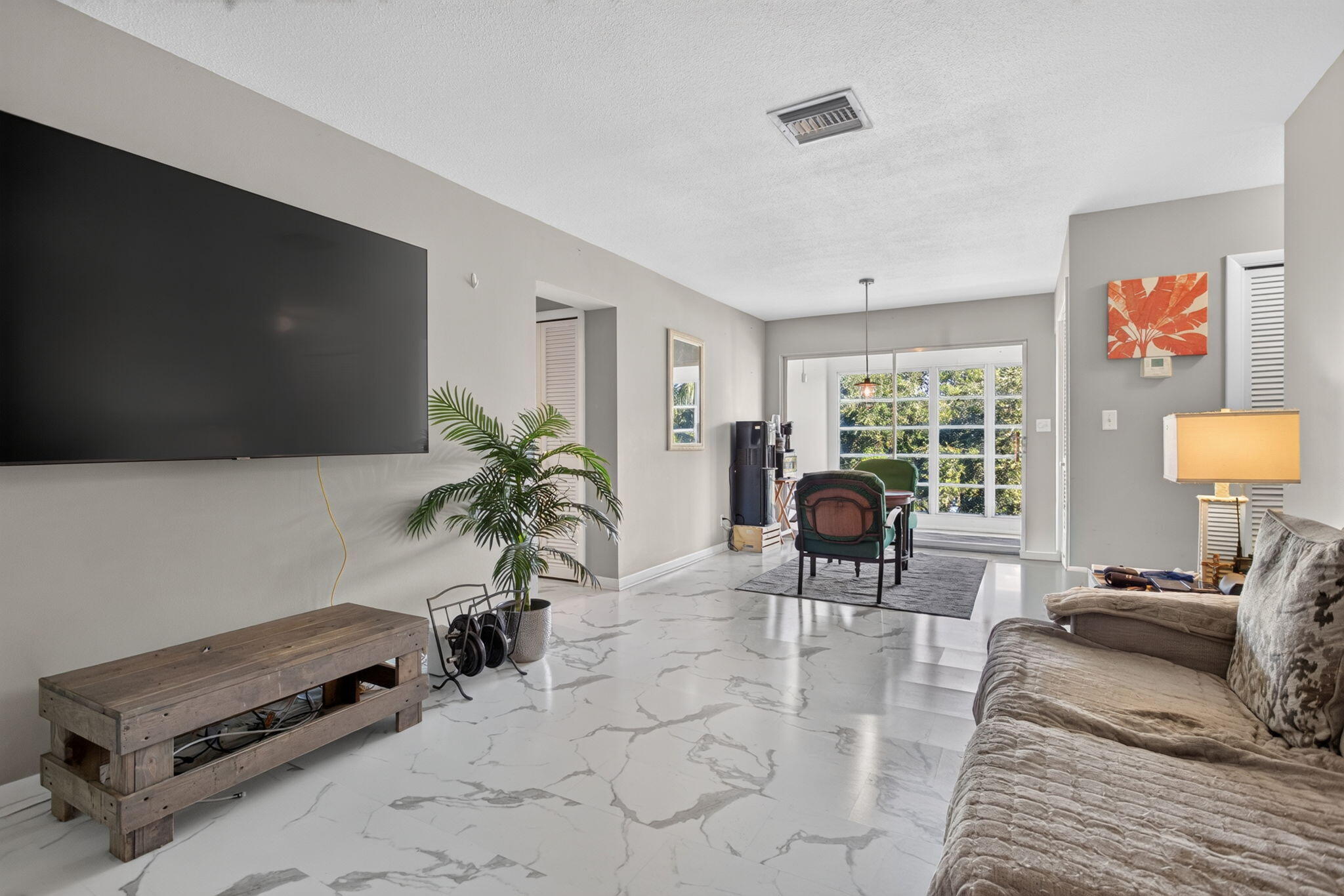941 Crystal Lake Drive