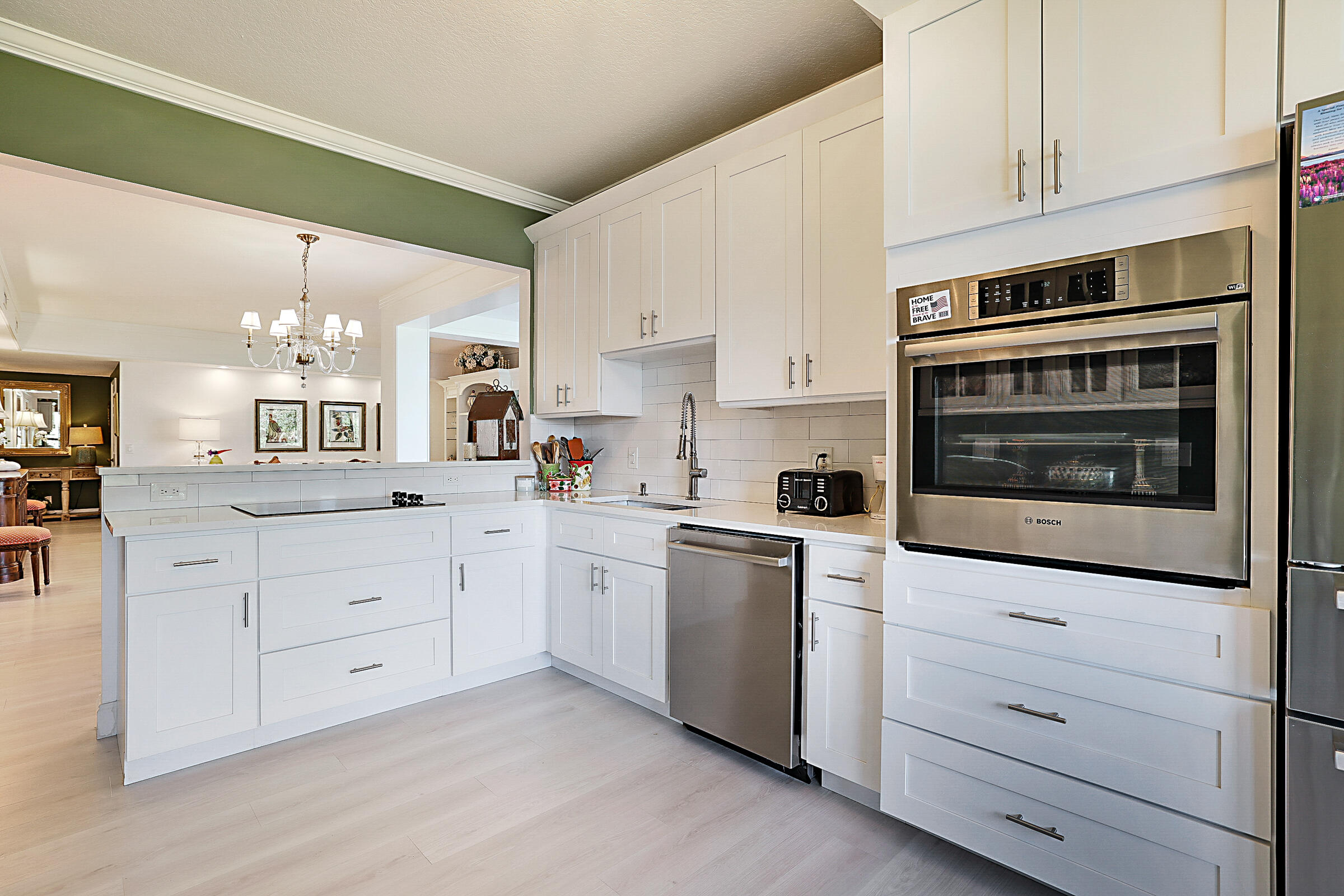 WEST BAY AT JONATHANS LANDING CONDO - Residential