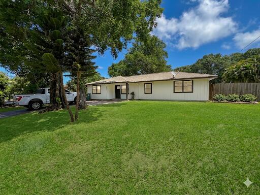 Photo of 2008 S 30th Street, Fort Pierce, FL 34947 (MLS # B26036638)