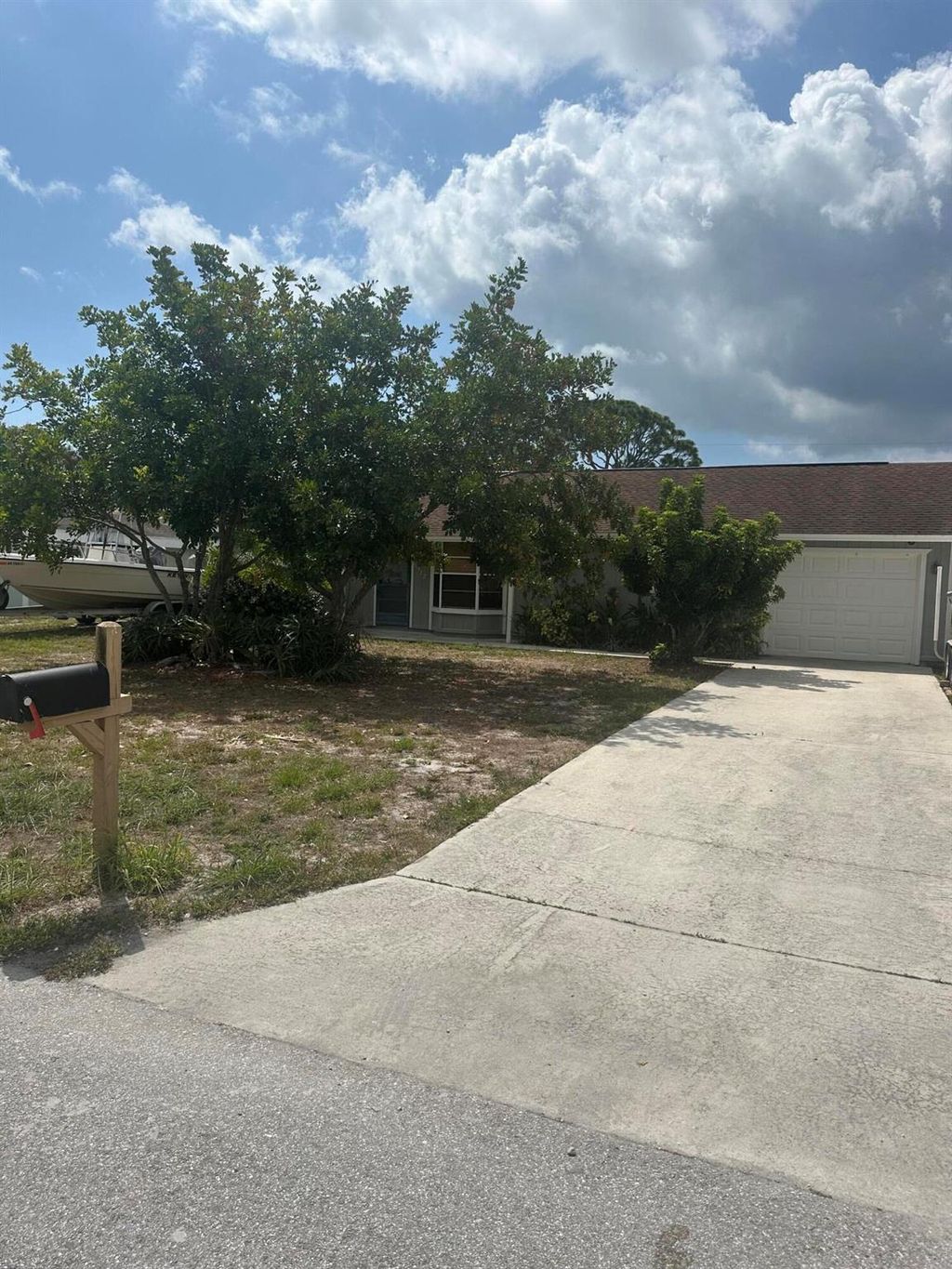 Photo of 6472 SE Sherwood Street, Hobe Sound, FL 33455 (MLS # R11093392)