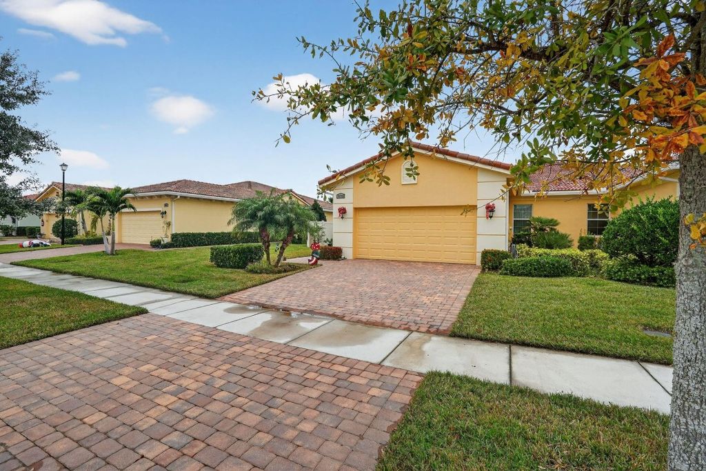 Photo of 21044 SW Modena Way, Port Saint Lucie, FL 34986 (MLS # F10540078)