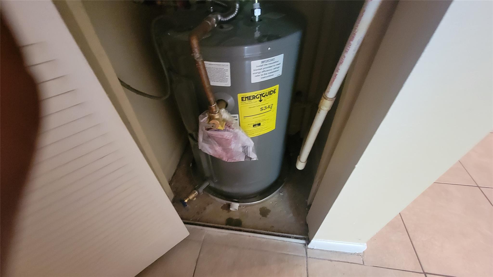 TOWNHOMES OF ORIOLE - Residential