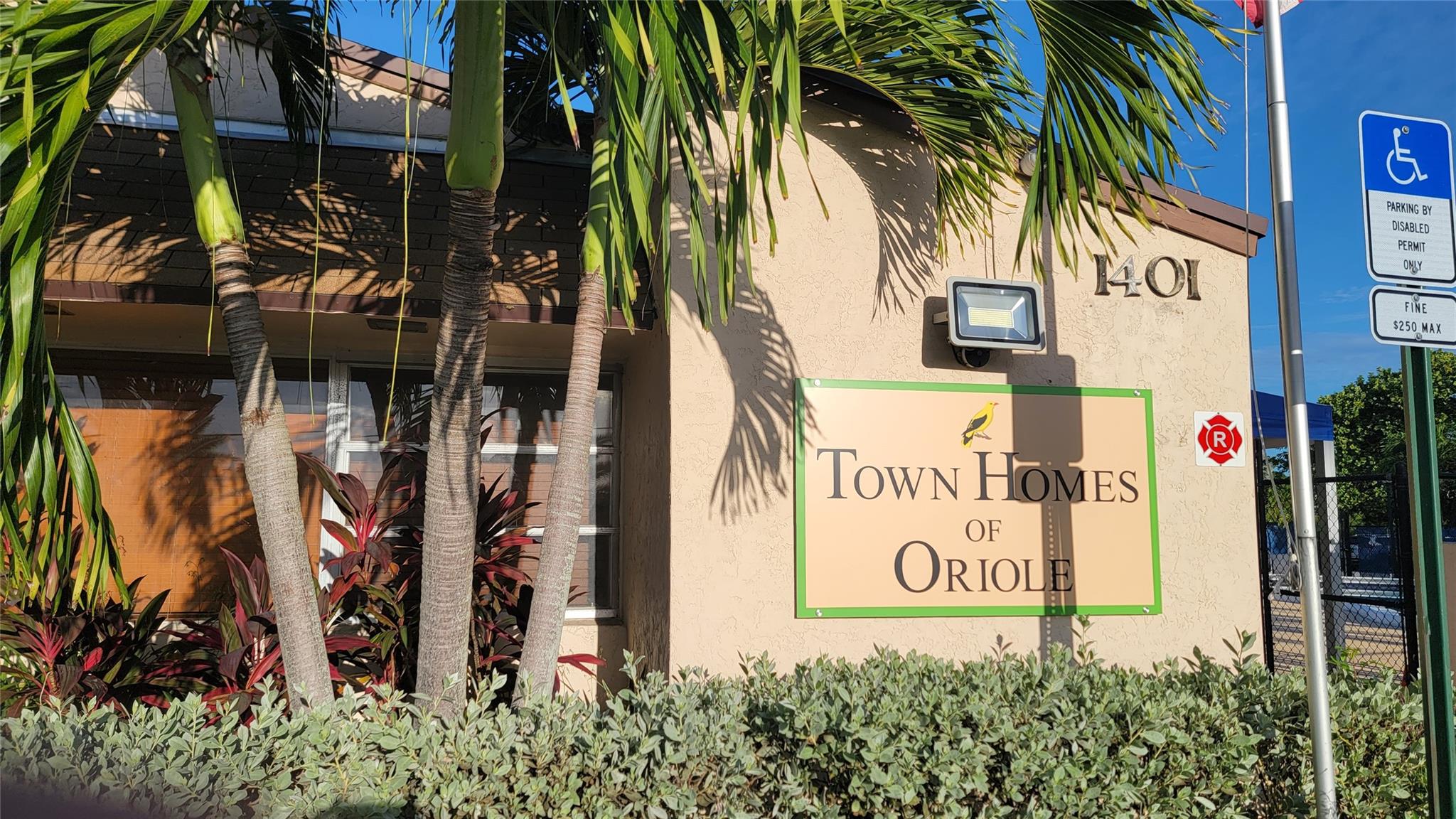 TOWNHOMES OF ORIOLE - Residential