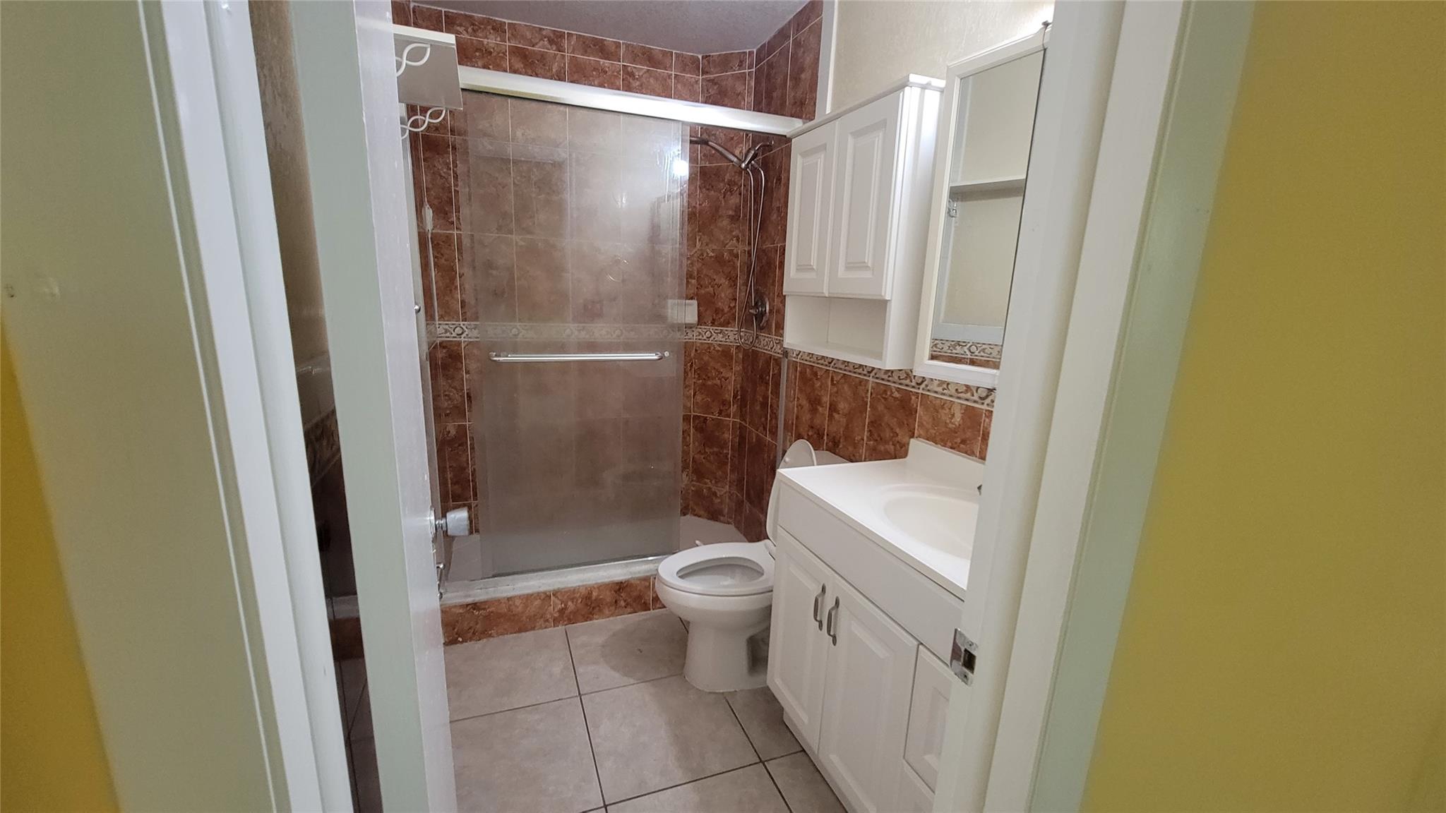 TOWNHOMES OF ORIOLE - Residential