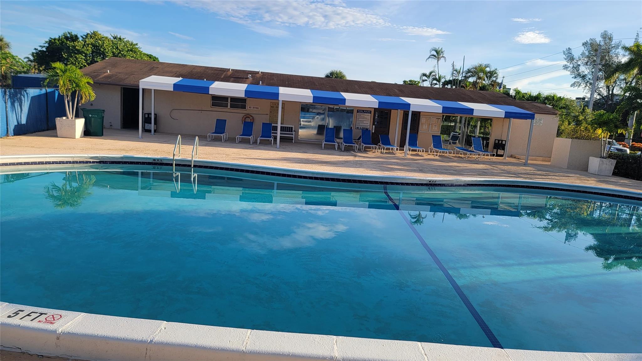 TOWNHOMES OF ORIOLE - Residential