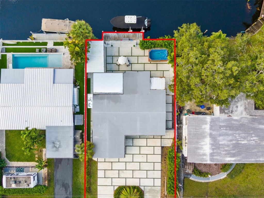 LAUDERDALE ISLES NO 2-BLK 7 - Residential