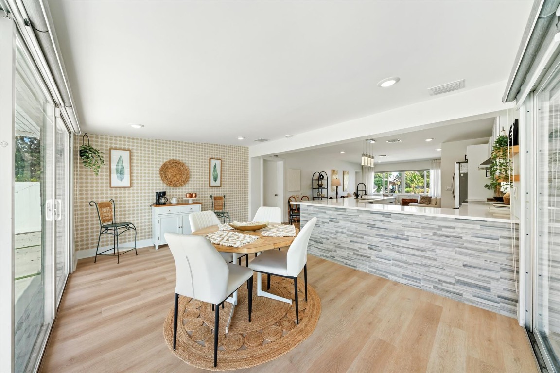 LAUDERDALE ISLES NO 2-BLK 7 - Residential