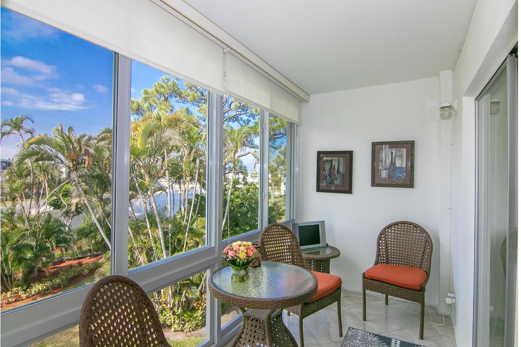 Photo of 2562 N Garden Drive N #308, Lake Worth, FL 33461 (MLS # R11168147)