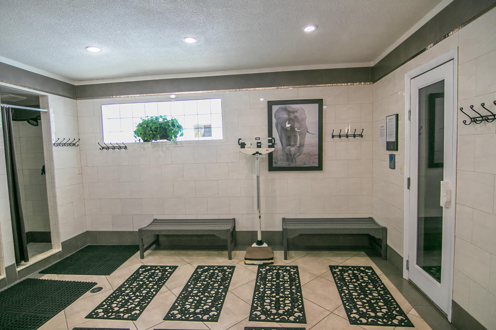 LAKE CLARKE GARDENS - Residential