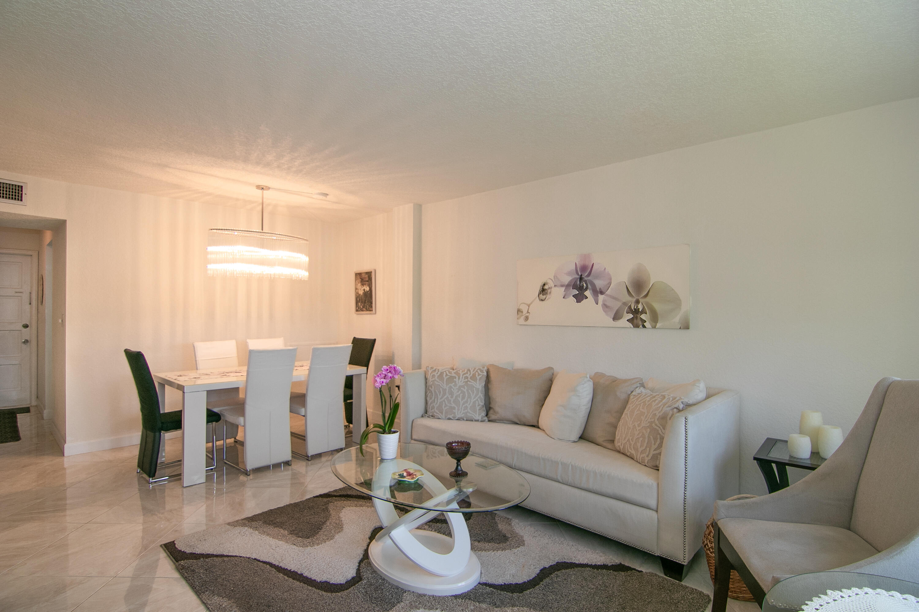 LAKE CLARKE GARDENS - Residential