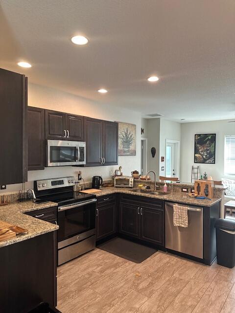 RIVER PLACE ON THE ST LUC - Residential