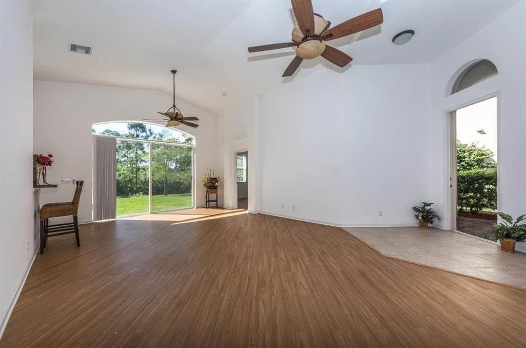 Photo of 6111 Arlington Way, Fort Pierce, FL 34951 (MLS # R11078460)