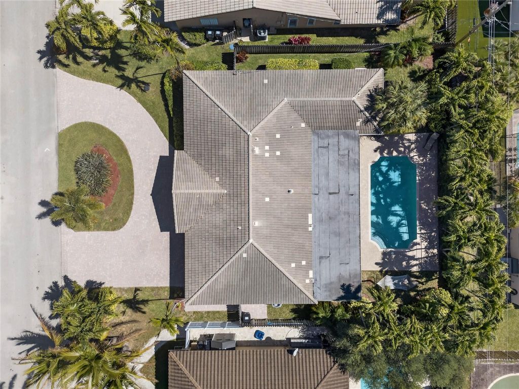 Photo of 2600 NE 46th Street, Lighthouse Point, FL 33064 (MLS # F10551204)