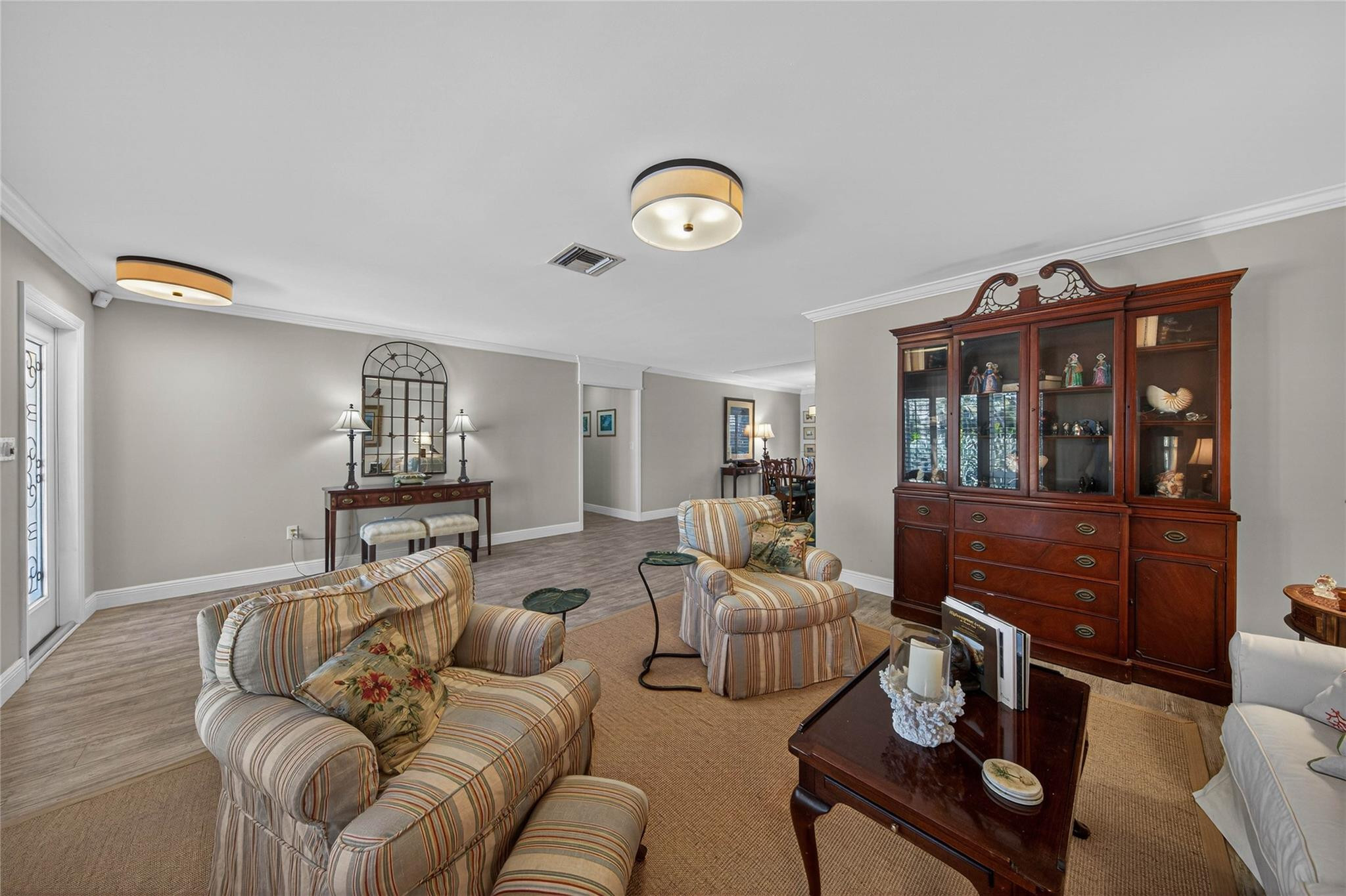 CORAL KEY VILLAS 8TH SEC - Residential