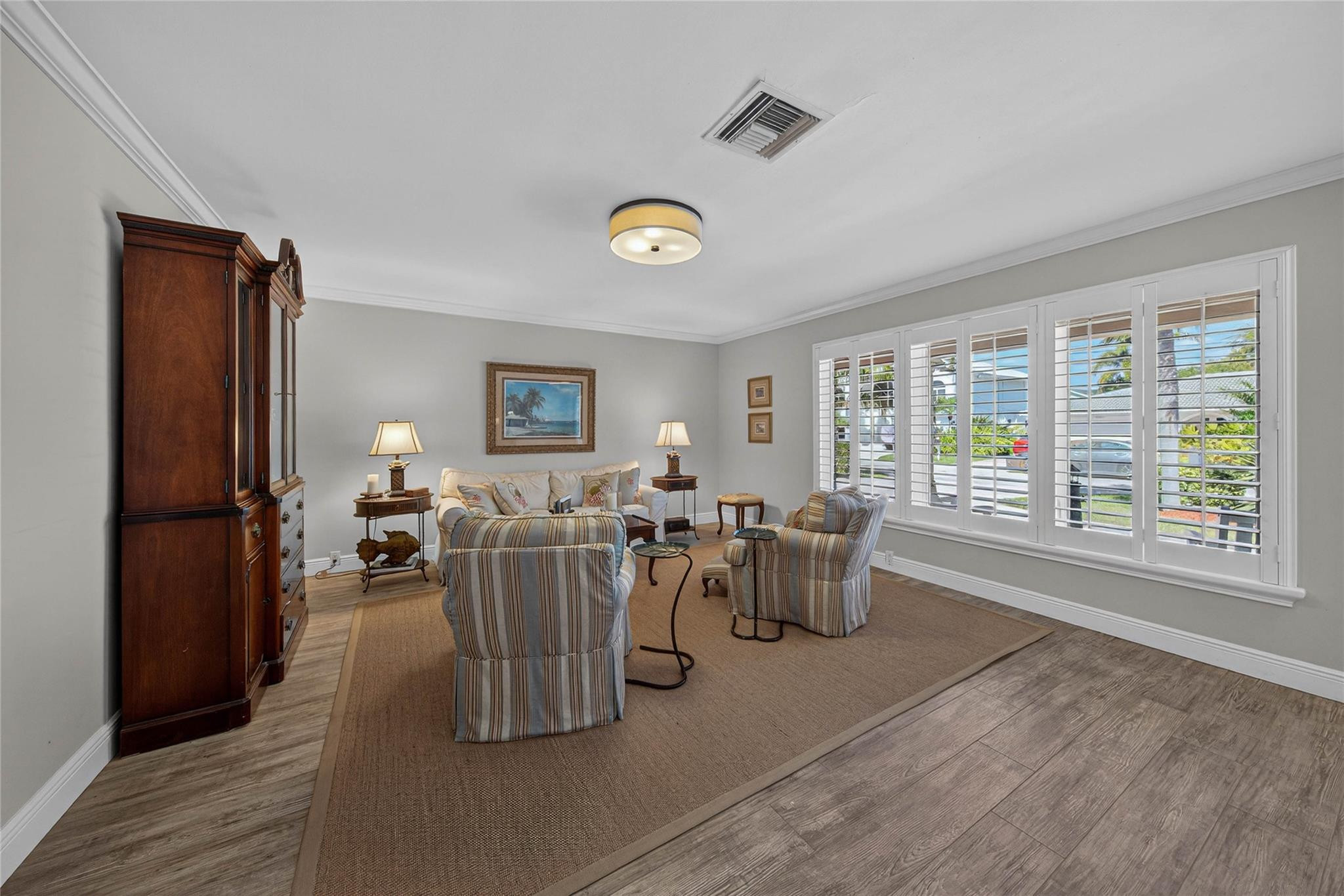 CORAL KEY VILLAS 8TH SEC - Residential