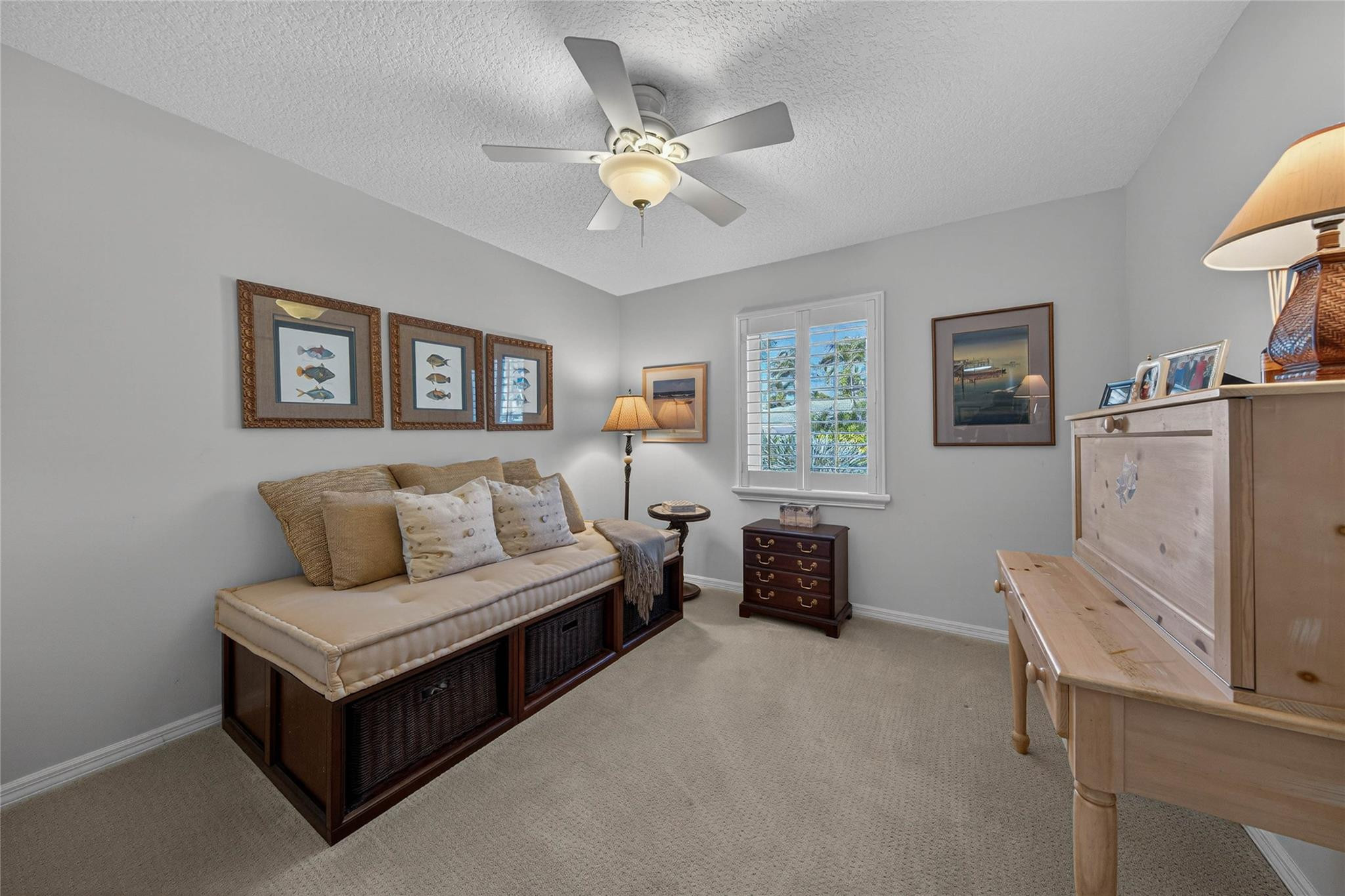 CORAL KEY VILLAS 8TH SEC - Residential