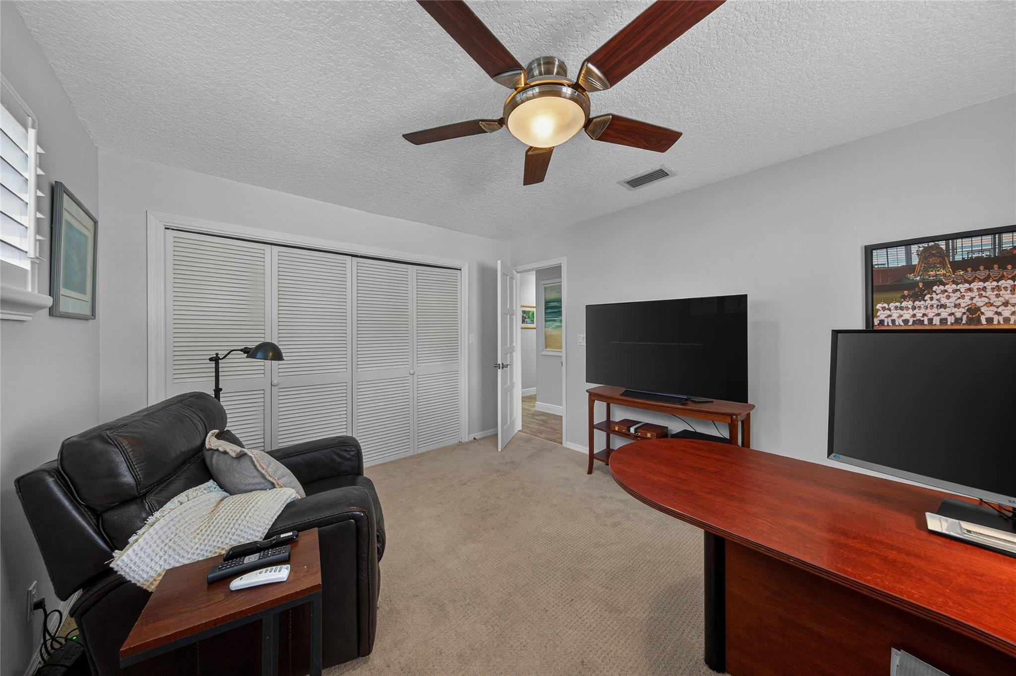 CORAL KEY VILLAS 8TH SEC - Residential