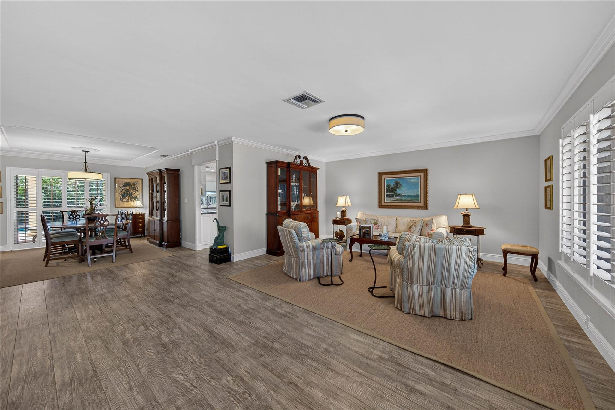 CORAL KEY VILLAS 8TH SEC - Residential