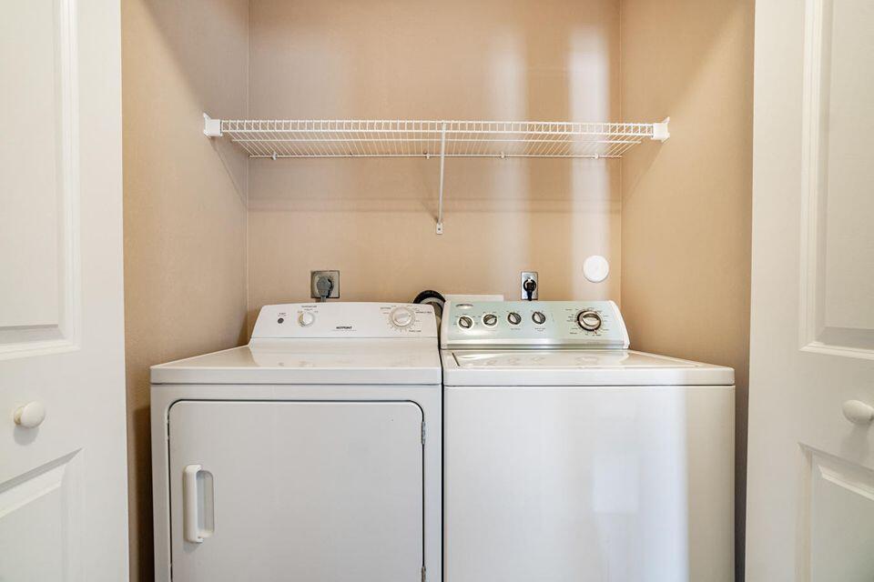 PRINCETON PLACE AT GABLES - Residential