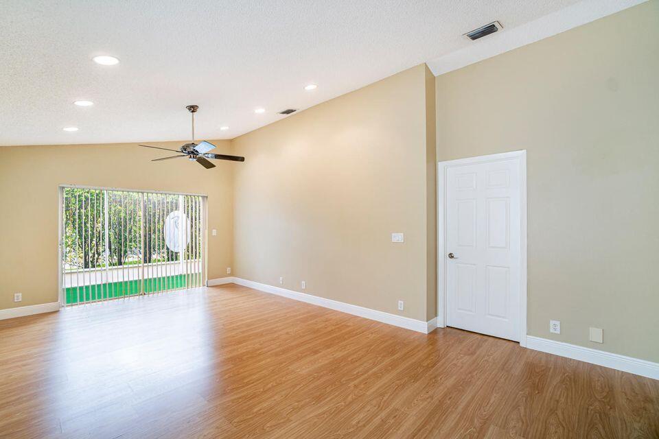 PRINCETON PLACE AT GABLES - Residential