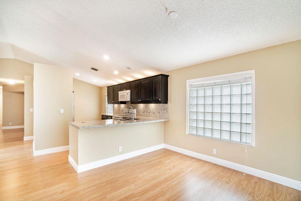 PRINCETON PLACE AT GABLES - Residential