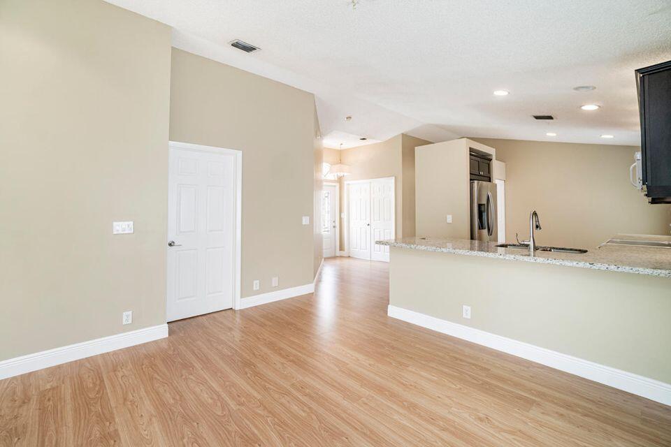 PRINCETON PLACE AT GABLES - Residential