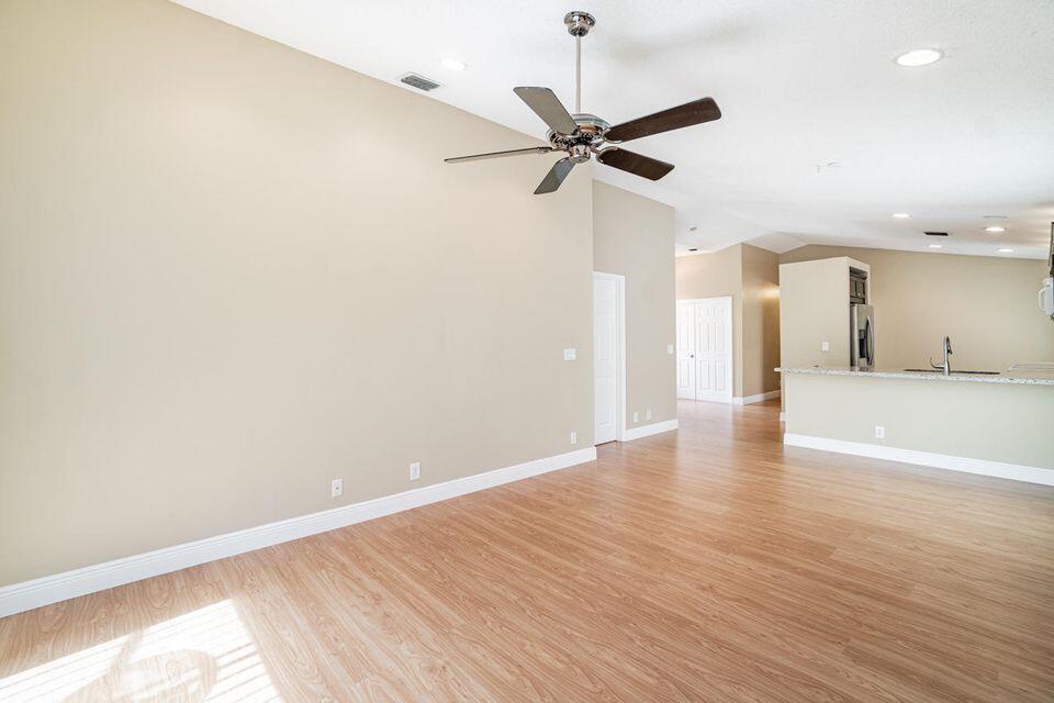 PRINCETON PLACE AT GABLES - Residential