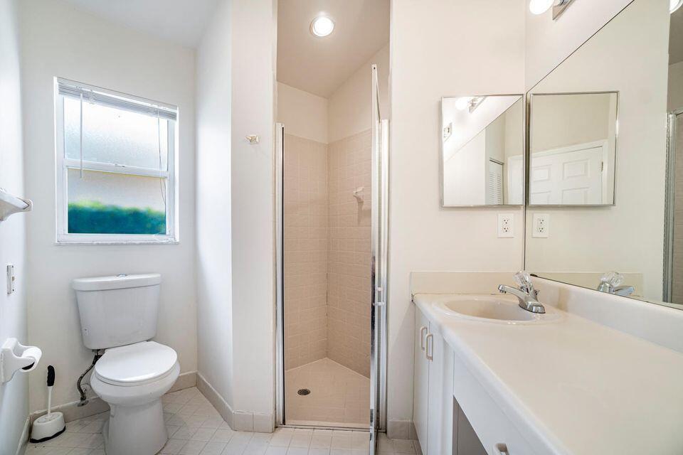 PRINCETON PLACE AT GABLES - Residential