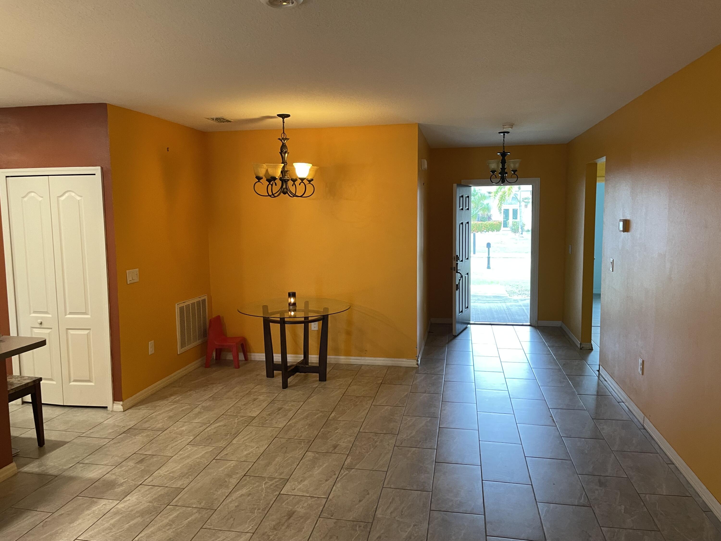 PORT ST LUCIE SECTION 39 - Residential