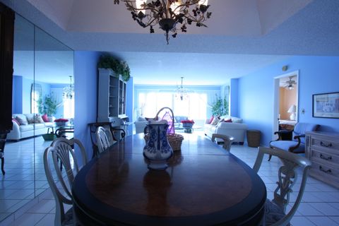Tiny photo for 6768 N 10th Avenue N #303, Lake Worth, FL 33467 (MLS # B26011550)