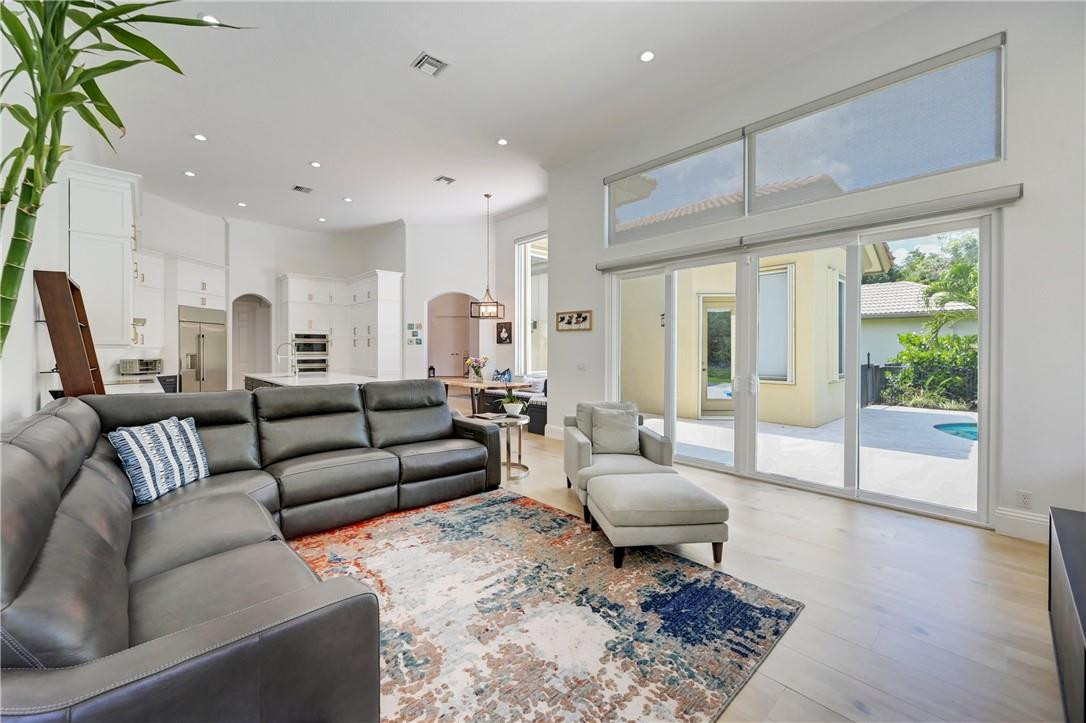 Heron Bay Northwest 167-1 - Residential