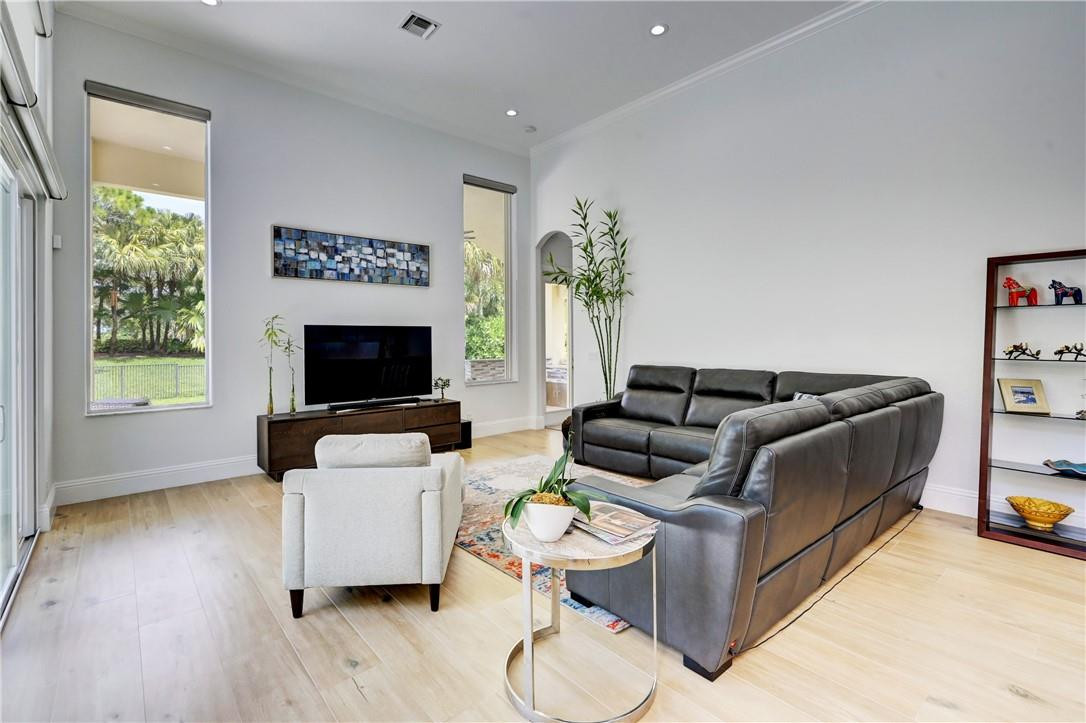 Heron Bay Northwest 167-1 - Residential