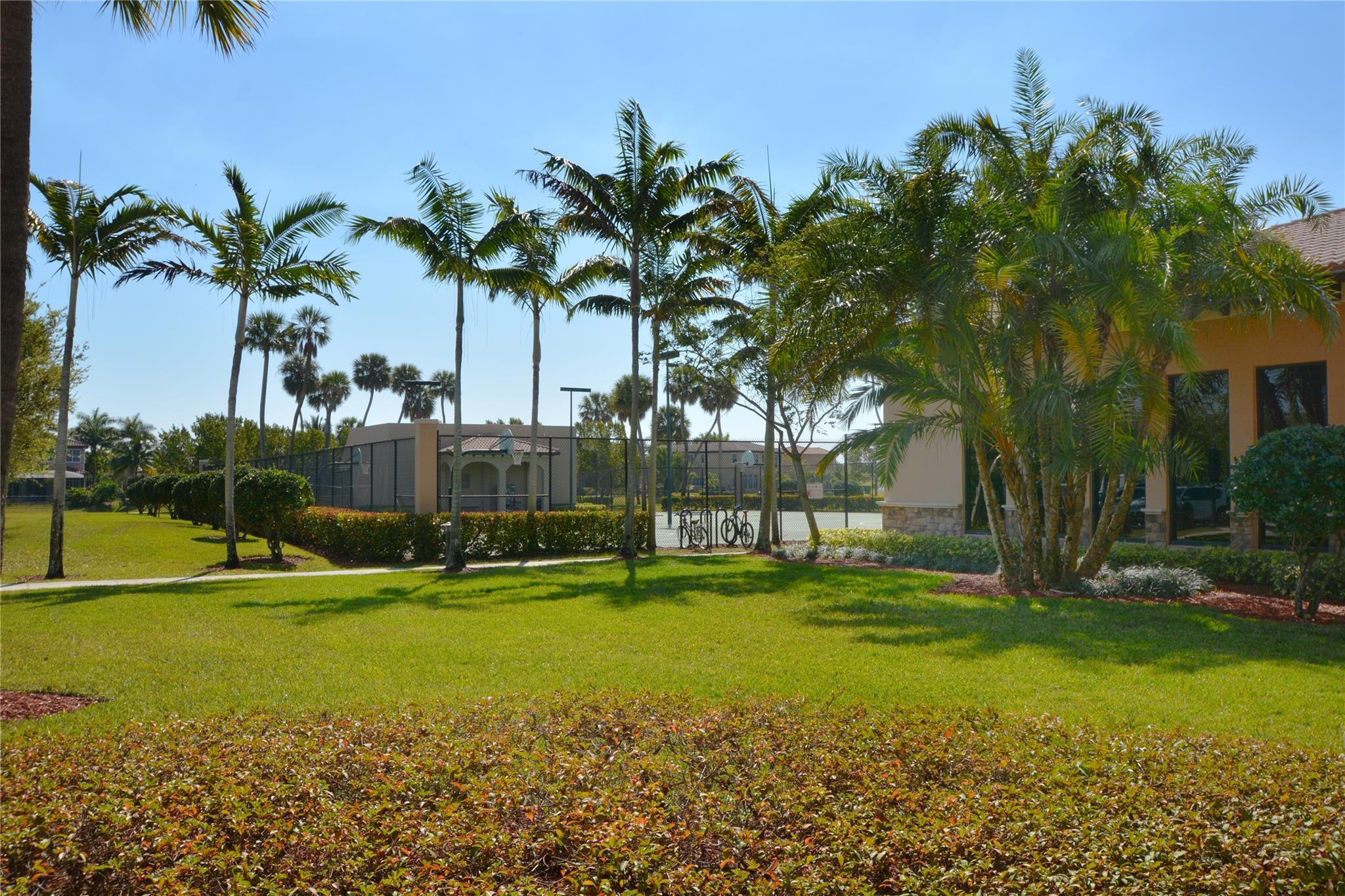 Heron Bay Northwest 167-1 - Residential