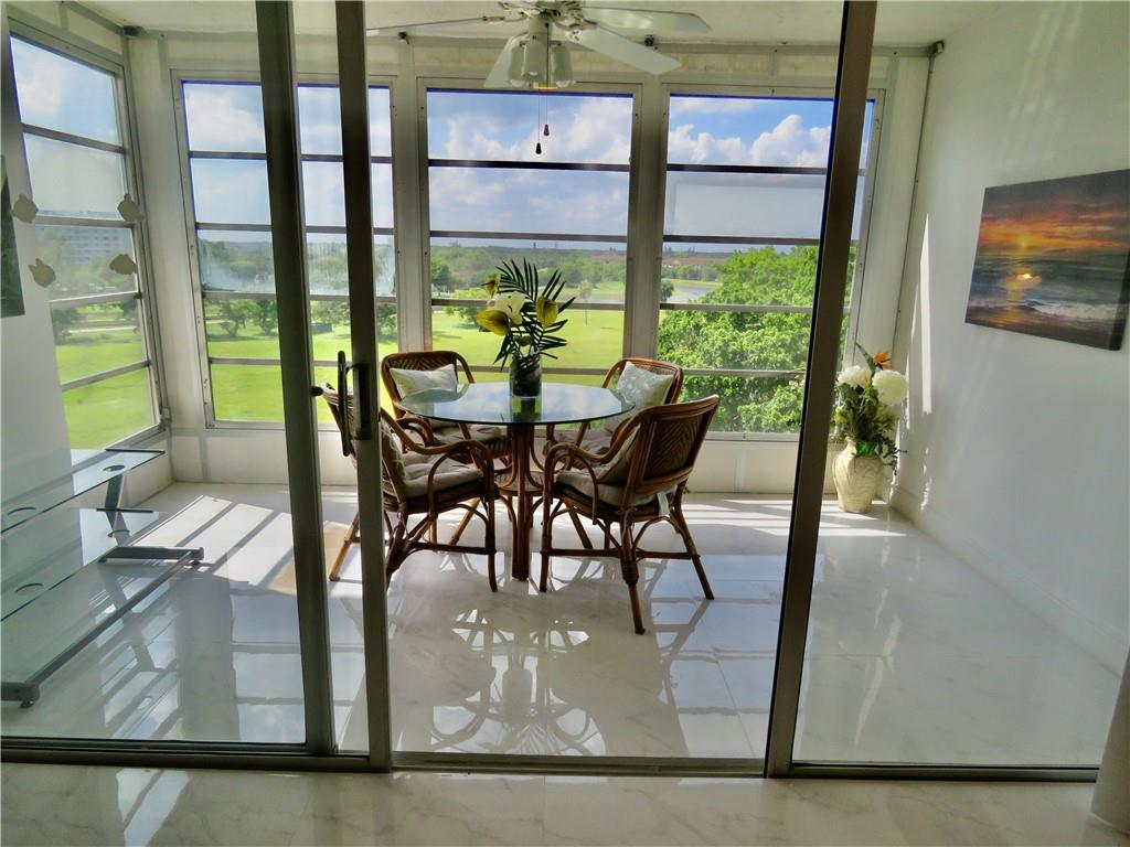 PALM AIRE COUNTRY CLUB - Residential