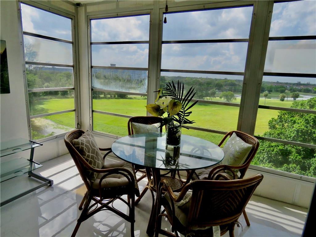 PALM AIRE COUNTRY CLUB - Residential