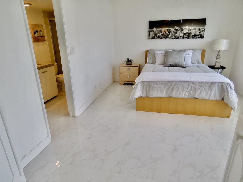 PALM AIRE COUNTRY CLUB - Residential