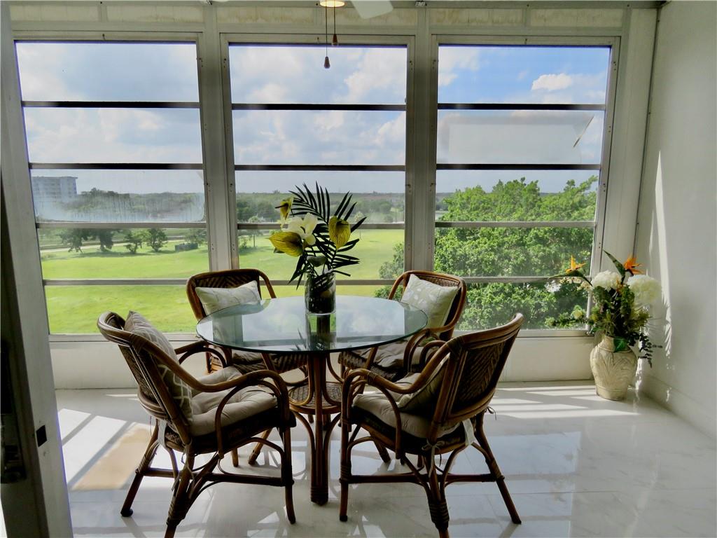 PALM AIRE COUNTRY CLUB - Residential