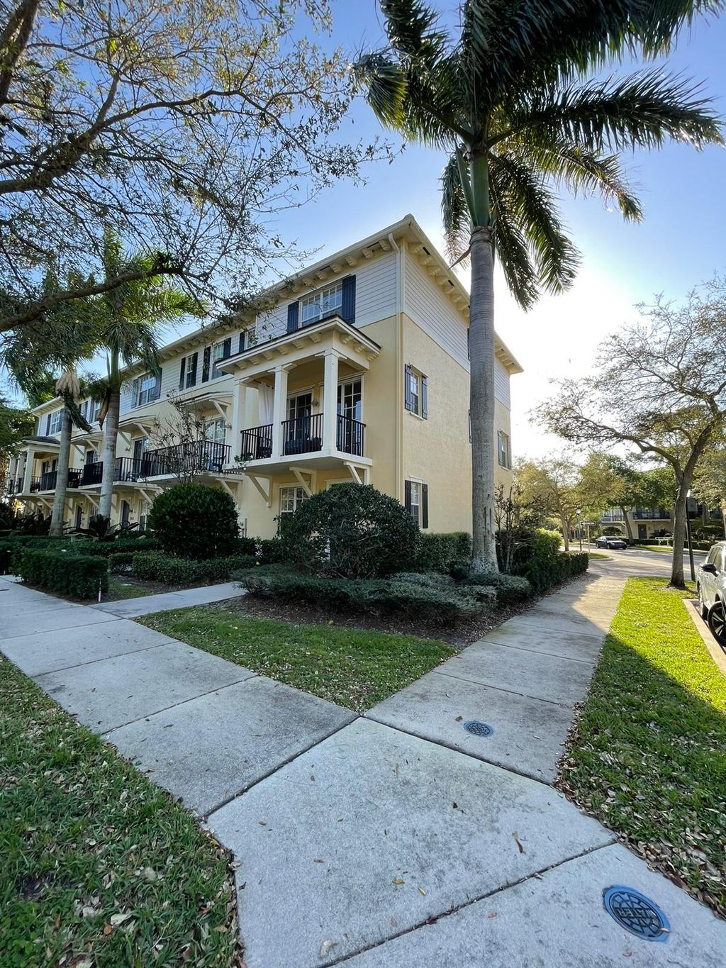 Photo of 290 Quarry Knoll Way, Jupiter, FL 33458 (MLS # R10782994)