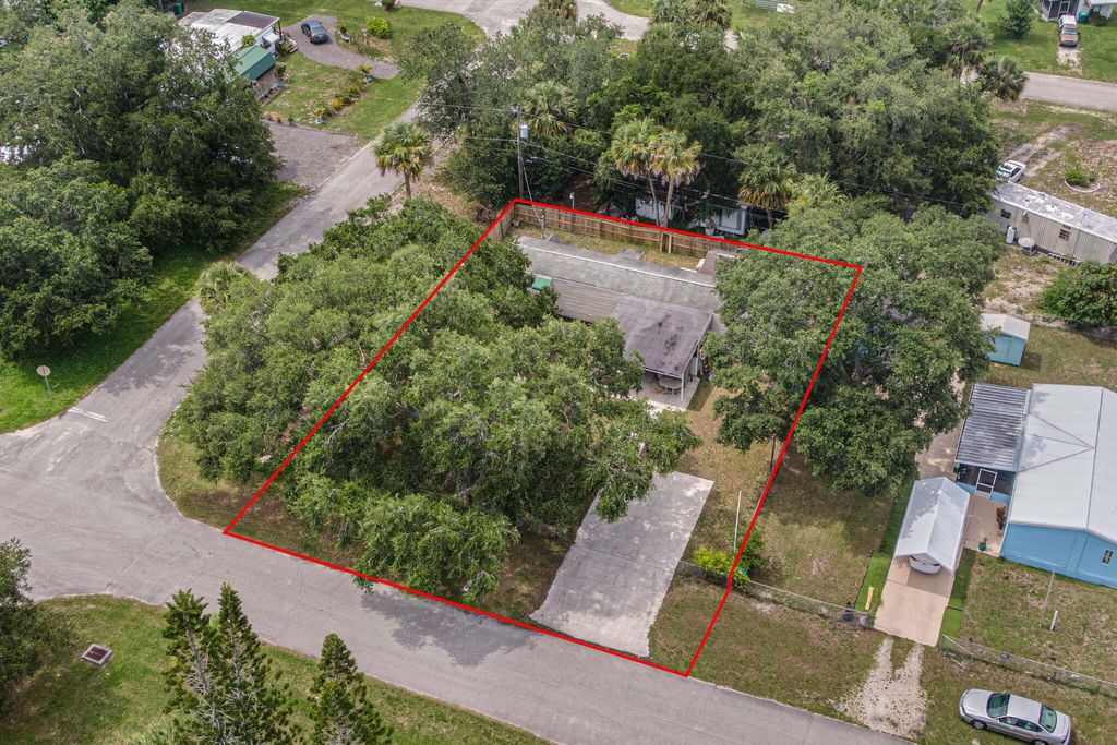 Photo of 5094 Amy Lane, Fort Pierce, FL 34946 (MLS # R10995956)