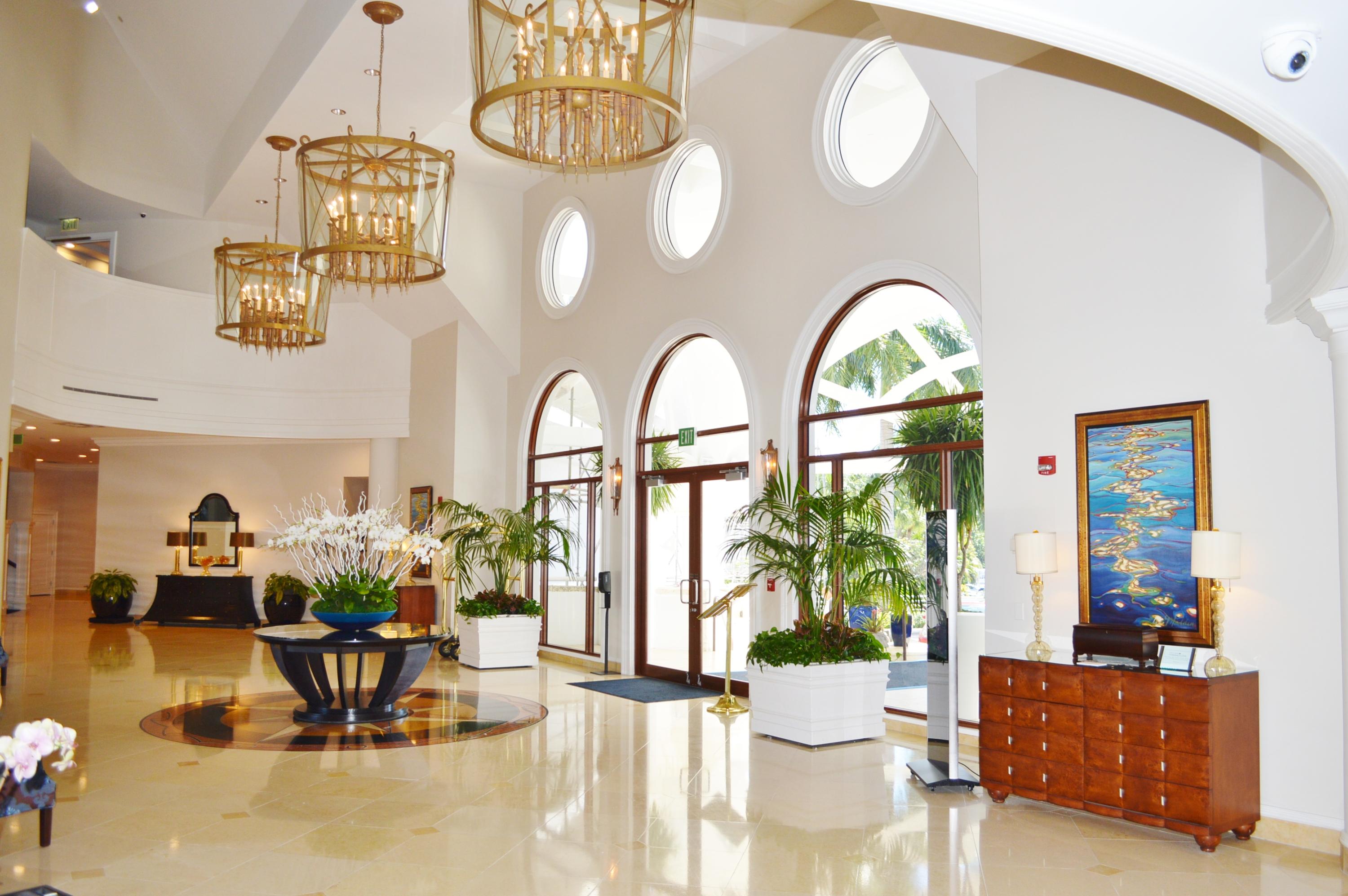 ADMIRALS COVE - Residential