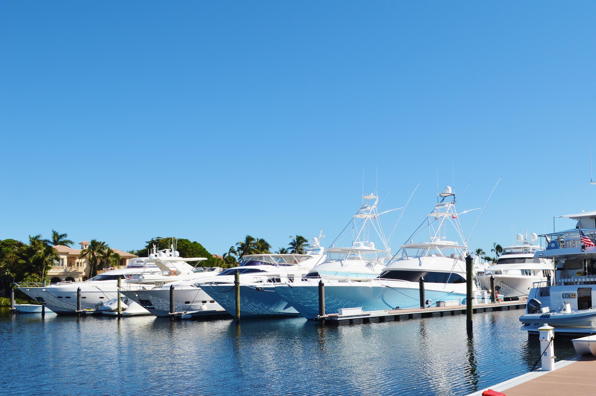 ADMIRALS COVE - Residential