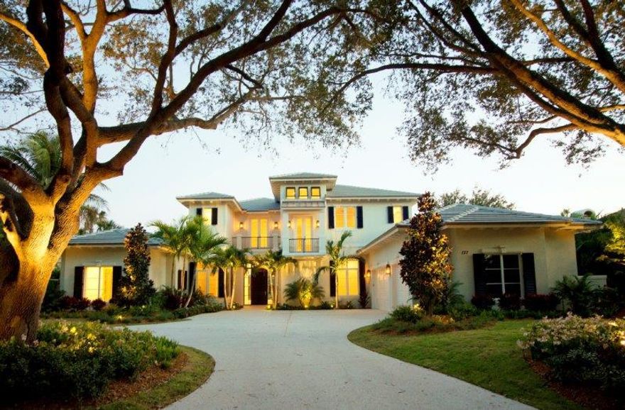 Newly constructed, Never Lived in. This South Exposure "Coastal Styled" residence offers 5 bedrooms (Master Suite Wing ,VIP Suite , 2 Family Bedrooms en suite, live-in suite ) plus a study. The Elegant Formal Rooms each have Water Views and the Grand Kitchen/Family Room opens onto a spacious covered outdoor area with Fireplace and Retractable Screens. Pool with stepping stones and Spa overlook the Beautiful Waterway and resurfaced Dock. Built by Dan Reedy (Onshore Construction) and Decorated by Bob Martin (Decorators Unlimited). Wired for Touchpad control and Remote Access by Apple Based Savant System. Up to 70 Foot Yacht. No Fixed Bridges.