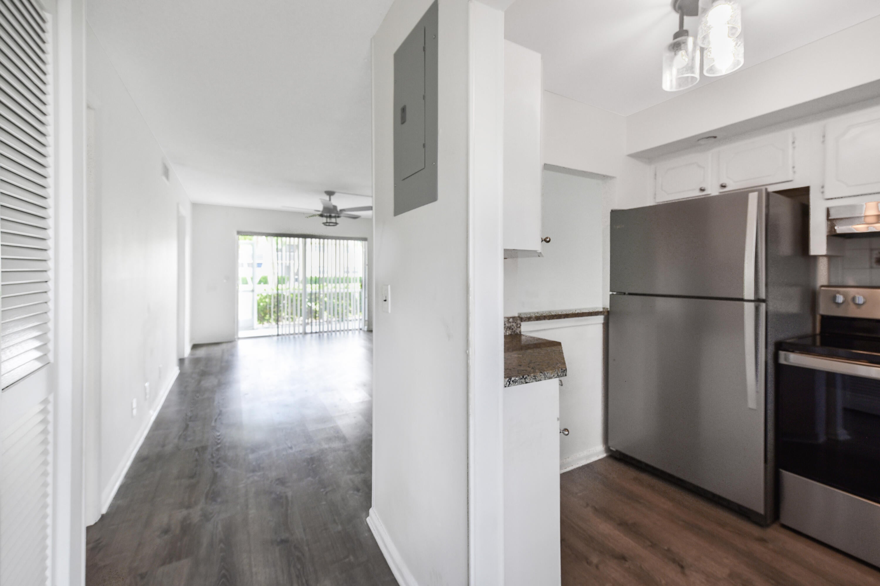 9851 Sandalfoot Boulevard 210