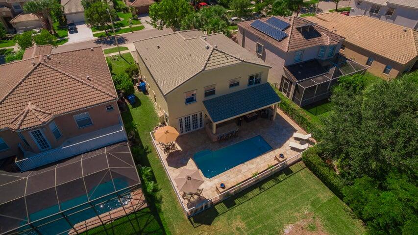 2492 Westmont Lane