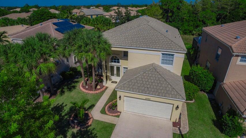 2492 Westmont Lane