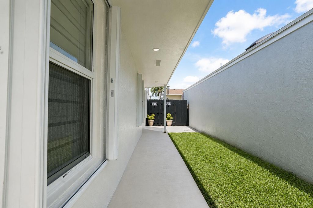 Photo of 249 SW 159th Avenue, Sunrise, FL 33326 (MLS # B26055460)