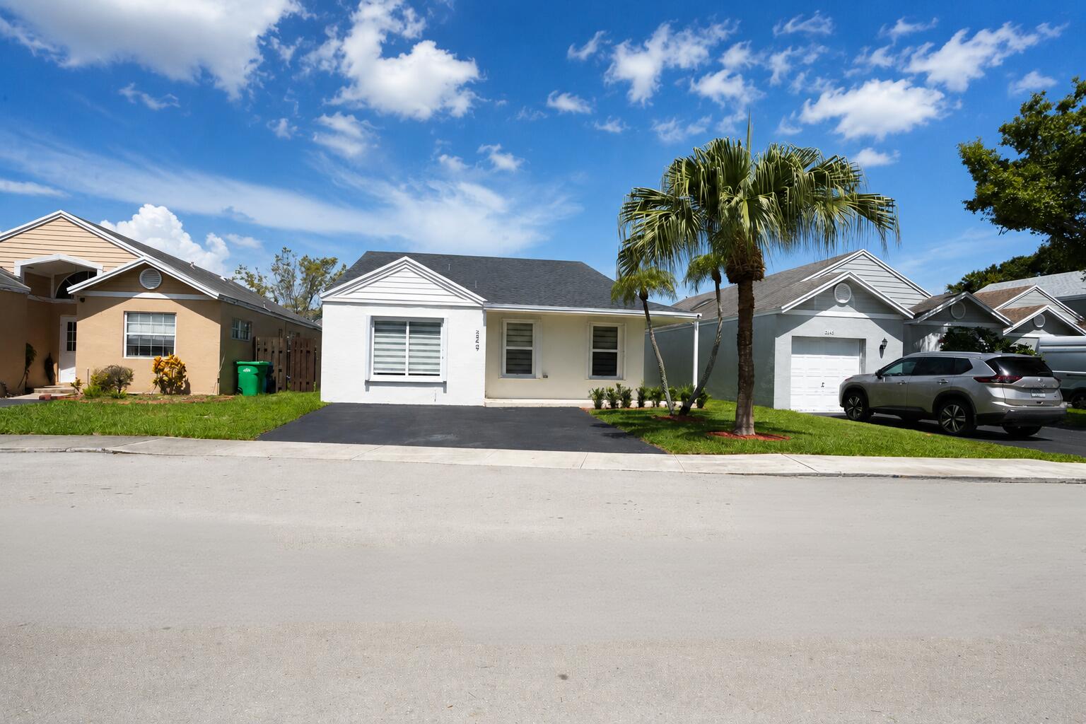 249 SW 159th Avenue, Sunrise FL 33326