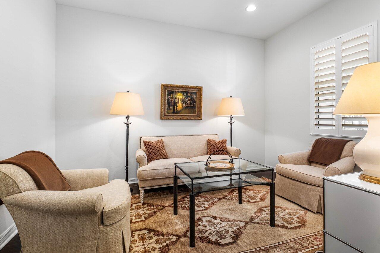 1367 Dakota Drive