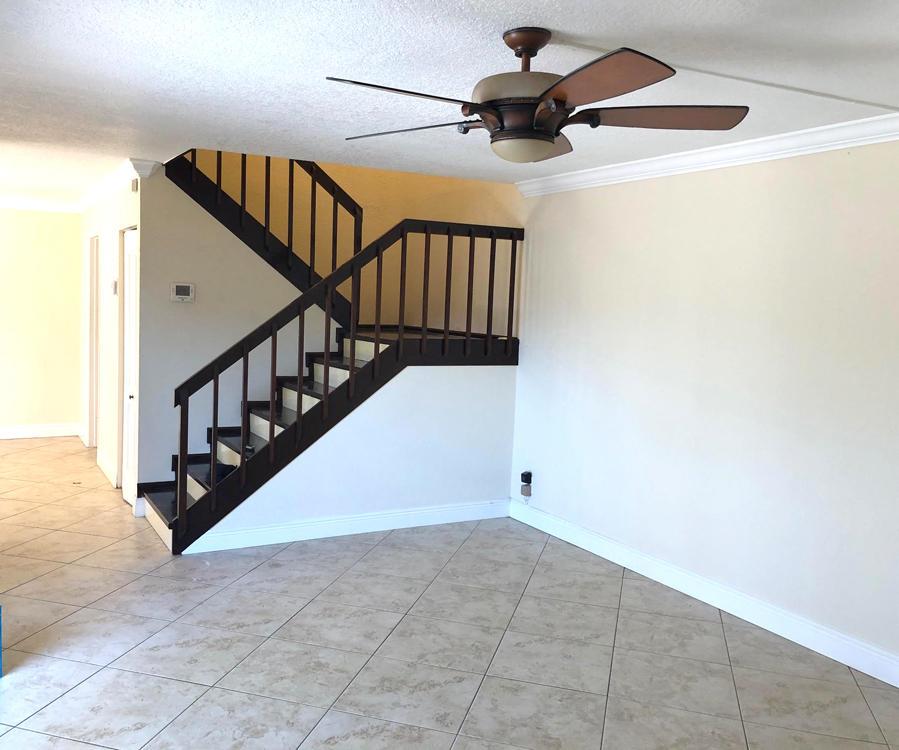 LAKEWOOD OF PALM SPRINGS - Residential Lease