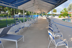 PALM GREENS AT VILLA DEL RAY CONDO II - Residential